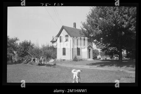 124 Crescent Rd , Houses. Needham Building Kollektion Stockfoto