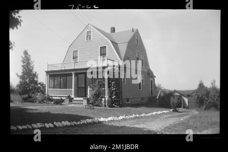 62 Crescent Rd , Houses. Needham Building Kollektion Stockfoto