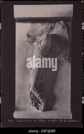 974 Balustrade von Nike Temple. A. M. Athen, Balustrades, Antiquitäten, Göttinnen, Basreliefs, Nike Griechische Gottheit. Nicholas Catsimpoolas Kollektion Stockfoto