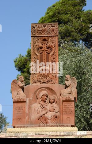 Denkmal für die Jungfrau Maria an der Himmelskirche in Ostjerusalem. Stockfoto