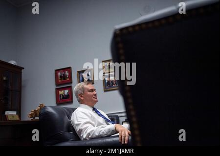 US-Repräsentant James Comer (Republikaner von Kentucky), neuer Vorsitzender des US-House Committee on Oversight and Reform, spricht während eines Interviews in seinem Büro im Rayburn House Office Building in Washington, DC, USA, Mittwoch, 7. Dezember, 2022. Foto von Rod Lamkey/CNP/ABACAPRESS.COM Stockfoto