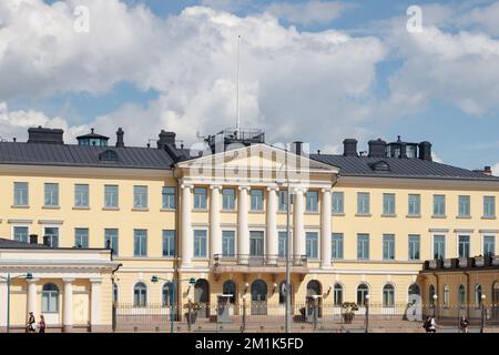 Helsinki, Finnland - 12. Juni 2022: Gebäude des Präsidentenpalastes. Stockfoto