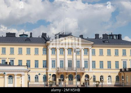 Helsinki, Finnland - 12. Juni 2022: Gebäude des Präsidentenpalastes. Stockfoto