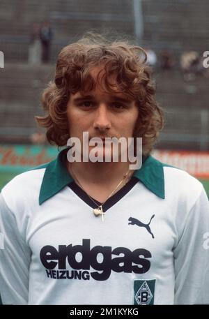 ARCHIVFOTO: Allan SIMONSEN wird am 15. Dezember 2022, 70 01SN Simonsen SP.jpg Jahre alt, Allan SIMONSEN, Borussia Monchengladbach, Bundesliga, Porträt? Stockfoto