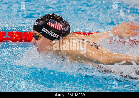 Melbourne, Victoria, Australien. 13.. Dezember 2022. MELBOURNE, AUSTRALIEN - 13. DEZEMBER: Kate DOUGLASS (USA) nimmt am ersten Tag der FINA World Short Course Swimming Championships 2022 im Melbourne Sports and Aquatic Centre am 13. Dezember 2022 in Melbourne, Australien, im Medley-Finale der Frauen 200m Teil (Kreditbild: © Chris Putnam/ZUMA Press Wire) Stockfoto