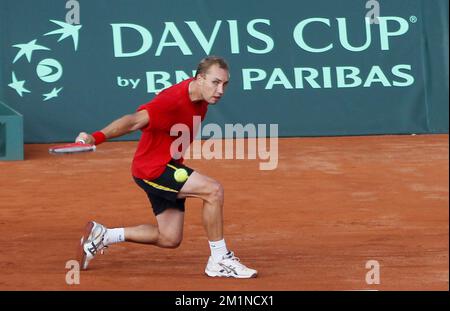 20120912 Uhr – BRÜSSEL, BELGIEN: Belgischer Steve Darcis, abgebildet während eines Trainings des belgischen Davis Cup-Teams im Royal Primerose Tennis Club in Brüssel, Mittwoch, den 12. September 2012. An diesem Wochenende spielen Belgien und Schweden ein Play-off-Spiel für die Weltgruppe. BELGA PHOTO VIRGINIE LEFOUR Stockfoto