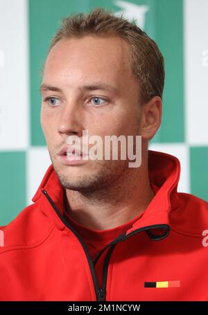 20120912 Uhr - BRÜSSEL, BELGIEN: Belgischer Steve Darcis auf einer Pressekonferenz des belgischen Davis Cup-Teams im Royal Primerose Tennis Club in Brüssel, Mittwoch, den 12. September 2012. An diesem Wochenende spielen Belgien und Schweden ein Play-off-Spiel für die Weltgruppe. BELGA PHOTO VIRGINIE LEFOUR Stockfoto