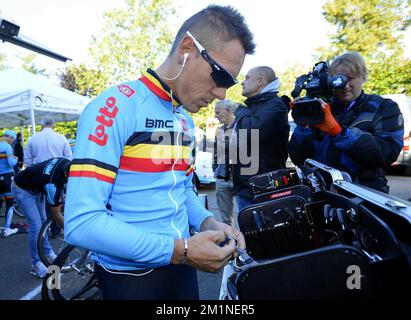 20120919 - VALKENBURG, NIEDERLANDE: Der belgische Philippe Gilbert bereitet sich auf die UCI Road World Cycling Championships am Mittwoch, den 19. September 2012 in Valkenburg vor dem individuellen Elitetest der Männer, 45,7km von Heerlen nach Valkenburg, vor. BELGA FOTO DIRK WAEM Stockfoto