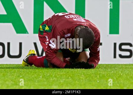 20121110 - WAREGEM, BELGIEN: Die Junior Malanda von Essevee wird nach dem Spiel der Jupiler Pro League zwischen Zulte Waregem und KV Mechelen am Samstag, den 10. November 2012, in Waregem am 15. Tag der belgischen Fußballmeisterschaft abgebildet. BELGA FOTO KURT DESPLENTER Stockfoto