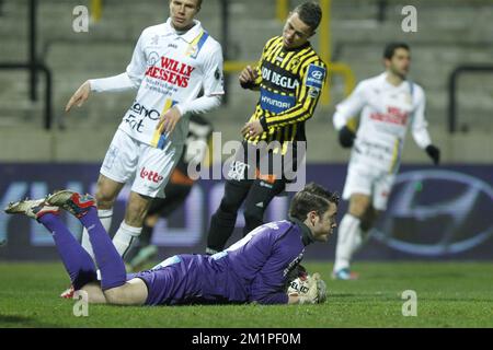 20130119 – LIER, BELGIEN: Torwart Colin Coosemans von Waasland-Beveren, der während des Spiels der Jupiler Pro League zwischen Lierse SK und Waasland-Beveren in Lier am Samstag, den 19. Januar 2013, am 23. Tag der belgischen Fußballmeisterschaft abgebildet wurde. BELGA FOTO KRISTOF VAN ACCOM Stockfoto