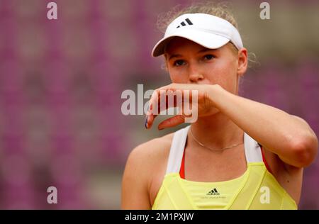 Die dänische Caroline Wozniacki sieht beim ersten Spiel der dänischen Caroline Wozniacki und der chinesischen Jie Zheng auf der WTA Brussels Open am Mittwoch, dem 22. Mai 2013, in Brüssel deprimiert aus. BELGA PHOTO VIRGINIE LEFOUR Stockfoto