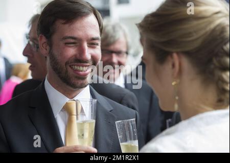 Prinzessin Stephanie von Luxemburg und Prinz Guillaume, der Erbgroßherzog von Luxemburg, bei einem Besuch des luxemburgischen Königspaares in Esch-sur-Alzette am Samstag, den 22. Juni 2013 anlässlich des Luxemburger Nationalfeiertags am 23. Juni. Stockfoto