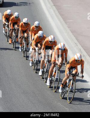 Die vierte Etappe der 100.. Ausgabe des Radrennen Tour de France, ein 25km-Mannschaftsversuch in Nizza, Frankreich, am Dienstag, den 02. Juli 2013. BELGA FOTO DIRK WAEM Stockfoto