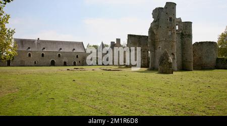 Blick auf das Chateau de Montfort, Remilly-sur-Lozon, Saint-Lo, die Normandie, Frankreich, Europa Stockfoto