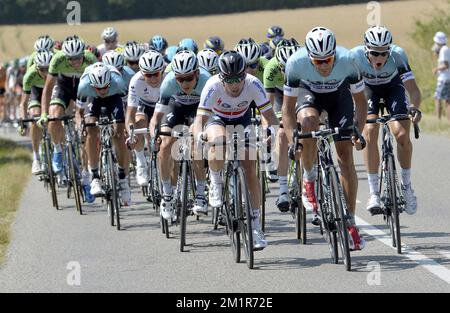Deutsch Tony Martin vom Team Omega Pharma – Quick Step, British Mark Cavendish vom Team Omega Pharma – Quick Step, Belgische Gert Steegmans vom Team Omega Pharma – Quick Step und niederländische Niki Terpstra vom Team Omega Pharma – Quick Step, abgebildet in der dreizehnten Etappe der 100.. Ausgabe des Radrennen Tour de France, 173km von Tours nach Saint-Amand-Montrond, Frankreich, am Freitag, den 12. Juli 2013. Stockfoto