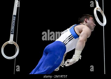 Der brasilianische Arthur Zanetti wurde während der Herrenringe beim Apparat-Finale am sechsten Tag der Turn-Weltmeisterschaft in der Antwerpener Sportpaleis-Halle, Freitag, den 04. Oktober 2013, fotografiert. BELGA FOTO DIRK WAEM Stockfoto