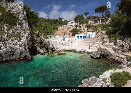 Cala dell Acquaviva Beach and Cove, Castro, Provinz Lecce, Apulien, Italien, Europa Stockfoto