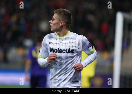 20131107 – MARIBOR, SLOWENIEN: Essevee's Thorgan Hazard, gefilmt während des Spiels zwischen dem slowenischen Verein NK Maribor und der belgischen Zulte Waregem, vierter Tag der Gruppenphase des Europa League-Turniers in Gruppe D, Donnerstag, den 07. November 2013, im Stadion Ljudski vrt in Maribor, Slowenien. BELGA FOTO PRIMOZ LAVRE Stockfoto