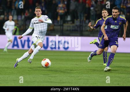 20131107 – MARIBOR, SLOWENIEN: Essevee's Thorgan Hazard, gefilmt während des Spiels zwischen dem slowenischen Verein NK Maribor und der belgischen Zulte Waregem, vierter Tag der Gruppenphase des Europa League-Turniers in Gruppe D, Donnerstag, den 07. November 2013, im Stadion Ljudski vrt in Maribor, Slowenien. BELGA FOTO PRIMOZ LAVRE Stockfoto