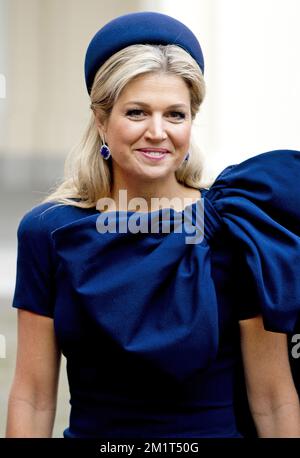 8-11-2013 DEN HAAG, König Philippe und Königin Mathilde von Belgien, besuchen Sie den niederländischen König Willem Alexander und Königin Maxima im Noordeinde-Palast während eines eintägigen Besuchs. ROBIN UTRECHT Stockfoto