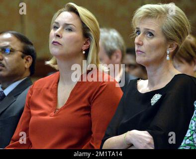 20131128 - CHENNAI, INDIEN: Celine Fremault, Ministerin für Wirtschaft, Beschäftigung, wissenschaftliche Forschung, Handel und Außenhandel der Region Brüssel-Hauptstadt und Prinzessin Astrid von Belgien, dargestellt bei der Anerkennung der Energiesparinitiativen der Regierung Tamil Nadu (Schreder) in Chennai (Indien), Donnerstag, den 28. November 2013; Am fünften Tag einer Wirtschaftsmission der belgischen Prinzessin Astrid nach Indien. BELGA FOTO ERIC LALMAND Stockfoto