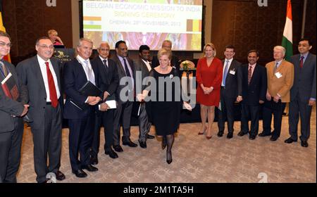 20131128 Uhr - CHENNAI, INDIEN: Prinzessin Astrid von Belgien, Bild nach einer Unterzeichnung in Chennai, Indien, Donnerstag, den 28. November 2013, am fünften Tag einer Wirtschaftsmission der belgischen Prinzessin Astrid nach Indien. BELGA FOTO ERIC LALMAND Stockfoto