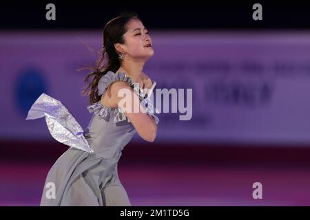 Turin, Italien, 11.. Dezember 2022. Rinka Watanabe aus Japan tritt während des Ausstellungsprogramms im Palavela in Turin auf. Foto: 11.. Dezember 2022. Der Bildausdruck sollte lauten: Jonathan Moscrop/Sportimage Stockfoto