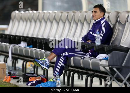 20140110 Uhr - ABU DHABI, VEREINIGTE ARABISCHE EMIRATE: Matias Suarez von Anderlecht, gefilmt während eines freundlichen Fußballspiels zwischen Anderlecht und dem deutschen VfL Wolfsburg am 5. Tag des Wintercamps der belgischen First Division Fußballmannschaft RSCA Anderlecht in Abu Dhabi, Vereinigte Arabische Emirate (VAE), Freitag, 10. Januar 2014. BELGA PHOTO VIRGINIE LEFOUR Stockfoto