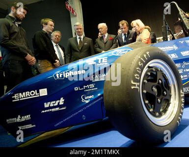 20140115 - BRÜSSEL, BELGIEN: König Philippe - Filip von Belgien, Bild eines königlichen Besuchs zur offiziellen Eröffnung der 92.. Ausgabe der European Motorshow Brussels, die vom 16. Bis 26. Januar auf der Brüsseler Expo am Mittwoch, den 15. Januar 2014, öffentlich zugänglich ist. BELGA FOTO BENOIT DOPPPAGNE Stockfoto