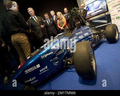 20140115 - BRÜSSEL, BELGIEN: König Philippe - Filip von Belgien, Bild eines königlichen Besuchs zur offiziellen Eröffnung der 92.. Ausgabe der European Motorshow Brussels, die vom 16. Bis 26. Januar auf der Brüsseler Expo am Mittwoch, den 15. Januar 2014, öffentlich zugänglich ist. BELGA FOTO BENOIT DOPPPAGNE Stockfoto