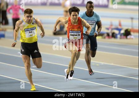 20140209 – GENT, BELGIEN: Kuc Darius und Bingtian Su in Aktion während des 60m-km-Sprint der Männer auf dem Flandern Indoor IAAF Athletics Meeting, Sonntag, den 09. Februar 2014, in Gent. BELGA FOTO JASPER JACOBS Stockfoto