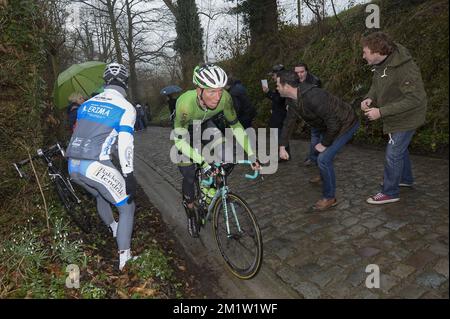 Belgischer Sep Vanmarcke vom Belkin Pro Cycling Team, das in der 69.. Ausgabe des Omloop Het Nieuwsblad Radrennen am Samstag, den 01. März 2014 in Gent gezeigt wird. Stockfoto