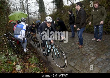 Italienischer Matteo Trentin vom Team Omega Pharma – Quick Step, dargestellt in der 69.. Ausgabe des Radrennen Omloop Het Nieuwsblad, Samstag, 01. März 2014, in Gent. Stockfoto