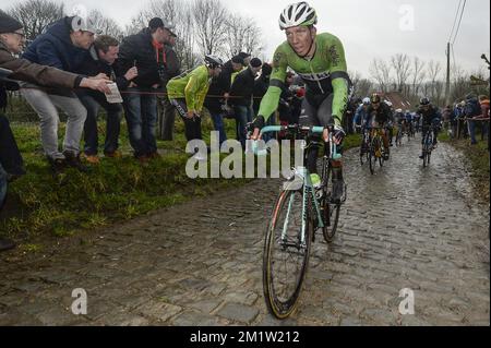 Belgischer Sep Vanmarcke vom Belkin Pro Cycling Team, das in der 69.. Ausgabe des Omloop Het Nieuwsblad Radrennen am Samstag, den 01. März 2014 in Gent gezeigt wird. Stockfoto