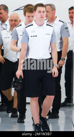 Der belgische Stoffel Vandoorne bildete den zweiten Tag der Formel-1-Testsitzungen am Mittwoch, den 09. April 2014 in Sakhir, Bahrain. Der belgische Fahrer Stoffel Vandoorne sollte für McLaren testen, aber der dänische Kevin Magnussen wird stattdessen fahren. Stockfoto