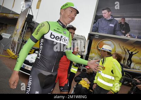 Belgischer Sep Vanmarcke vom Belkin Pro Radsportteam zu Beginn der 6. Etappe der 101.. Ausgabe des Radrennens Tour de France, 194 km von Arras nach Reims, am Donnerstag, den 10. Juli 2014. Stockfoto