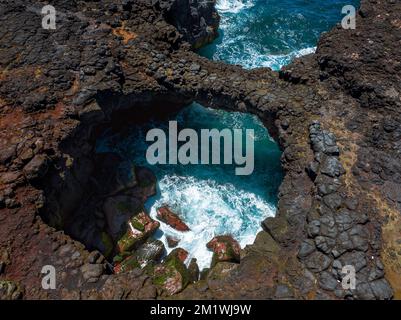 Mauritius Gris Gris Beach Pont Ntruel. Fantastische geologische Felsbrücke, eine berühmte Attraktion auf Mauritius Island Stockfoto