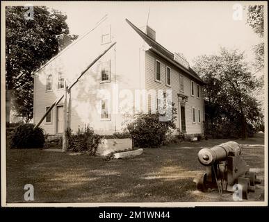 Geburtsort von Benjamin Thompson, Count Rumford, Elm Street (in der Nähe der Main Street), Woburn, Mass. Häuser, Geburtsorte, Rumford, Benjamin, Graf von, 1753-1814. Leon Abdalian Kollektion Stockfoto