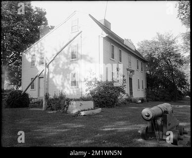 Geburtsort von Benjamin Thompson, Count Rumford, Elm Street (in der Nähe der Main Street), Woburn, Mass. Häuser, Geburtsorte, Rumford, Benjamin, Graf von, 1753-1814. Leon Abdalian Kollektion Stockfoto