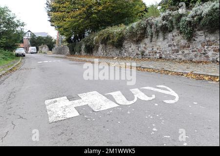 20141023 Uhr - SERAING, BELGIEN: Abbildung zeigt den Aufstieg „Mur de Huy“ nach einer Pressekonferenz über die 2015. Ausgabe des Radrennen Tour de France, Donnerstag, den 23. Oktober 2014, in Seraing. Die dritte Etappe der Tour beginnt in Antwerpen und endet am 6.. Juli in Huy. Die vierte Etappe beginnt in Seraing und endet am 7.. Juli in Cambrai, Frankreich. BELGA FOTO SOPHIE KIP Stockfoto