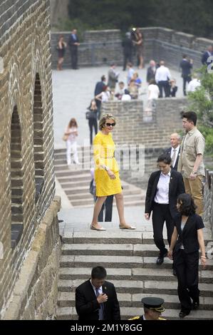 20150623 Uhr - PEKING, CHINA: Die Königin Mathilde von Belgien wurde bei einem Besuch der Chinesischen Mauer in Peking am vierten Tag eines königlichen Besuchs in China, Dienstag, den 23. Juni 2015, in China fotografiert. BELGA FOTO YORICK JANSENS Stockfoto