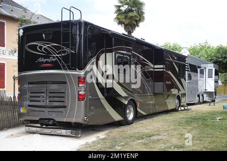 Das Abbildungsbild zeigt die Schlafwagen des Team Sky am ersten Ruhetag des Radrennens Tour de France 2015, Montag, den 13. Juli 2015 in Pau, Frankreich. Stockfoto