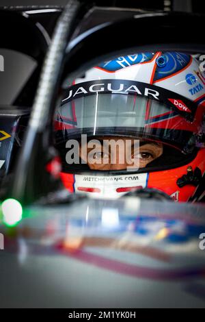 EVANS Mitch (nzl), Jaguar TCS Racing, Spark-Jaguar, Jaguar I – Time 6, Portrait während der ABB FIA Formel E Valencia Testing 2022 auf dem Circuit Ricardo Tormo vom 13. Bis 16. Dezember 2022 in Cheste, Spanien – Photo Paulo Maria / DPPI Stockfoto