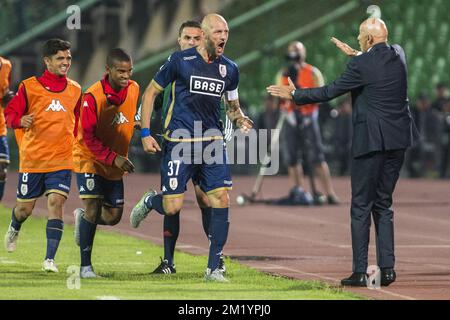 20150806 - LÜTTICH, BELGIEN: Jelle Van Damme von Standard feiert nach einem Treffer während eines Rückspiels der dritten Vorrunde des UEFA Europa League-Wettbewerbs zwischen dem bosnischen Fußballverein FK Zeljeznicar und dem belgischen Fußballteam Standard de Liege im Asim Ferhatovic Hase-Stadion in Sarajevo; Bosnien und Herzegowina, Donnerstag, den 06. August 2015. Standard gewann die erste Etappe 2-1. BELGA FOTO LAURIE DIEFFEMBACQ Stockfoto