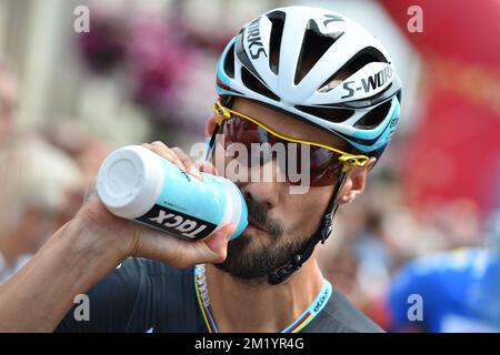 Belgischer Tom Boonen vom Team Etixx – Kurzanleitung zu Beginn der 3.. Etappe des Eneco Tour Radrennen, 171,9 km von Beveren nach Ardooie, Mittwoch, 12. August 2015. Stockfoto