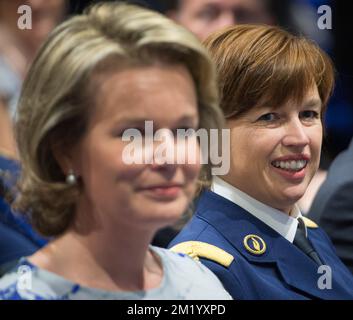 20150904 – BRÜSSEL, BELGIEN: Königin Mathilde von Belgien und generalkommissarin der Bundespolizei Catherine De Bolle, Foto anlässlich einer Feier zum zwanzigsten Jahrestag der Sondereinheit der Bundespolizei, die sich mit Vermissten befasst, Freitag, den 04. September 2015. BELGA FOTO BENOIT DOPPPAGNE Stockfoto