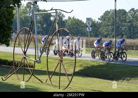 20150918 – RICHMOND, USA: FDJ-Fahrer, die bei den Vorbereitungen vor der UCI Road World Cycling Championship in Richmond, Virginia, USA, am Freitag, den 18. September 2015 fotografiert wurden. Stockfoto