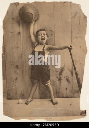 Ein Junge mit Fledermaus, Jungs, Baseballschläger. Michael T. - Nuf CED - McGreevy Collection Stockfoto