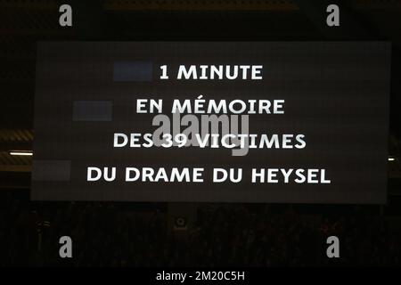 20151113 – BRÜSSEL, BELGIEN: Gedenken an die Heizel-Heysel-Katastrophe von 1985 zu Beginn eines freundschaftlichen Fußballspiels zwischen der belgischen Nationalmannschaft Red Devils und Italien, Freitag, den 13. November 2015 in Brüssel, ein Spiel zur Vorbereitung der Europameisterschaft EURO2016. BELGA FOTO BRUNO FAHY Stockfoto