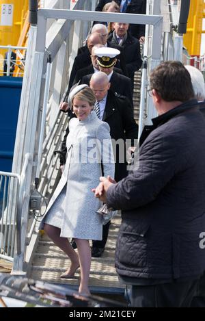 Königin Mathilde von Belgien, abgebildet auf dem feierlichen Schiff, das am Donnerstag, den 28. April 2016, eine neue Baggeranlage der Jan De Nul Group in Oostende startet. Stockfoto